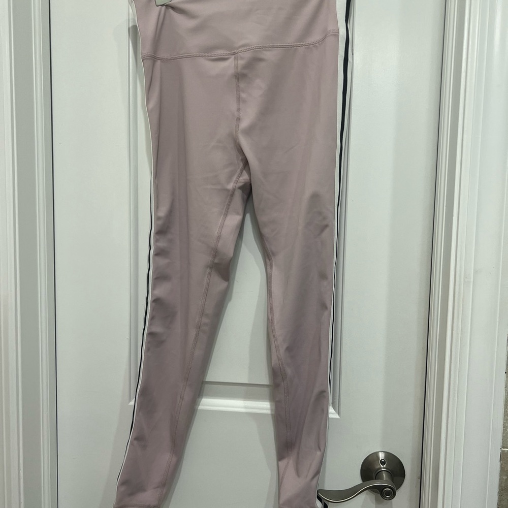 All-Fenix NWT blush leggings in Medium